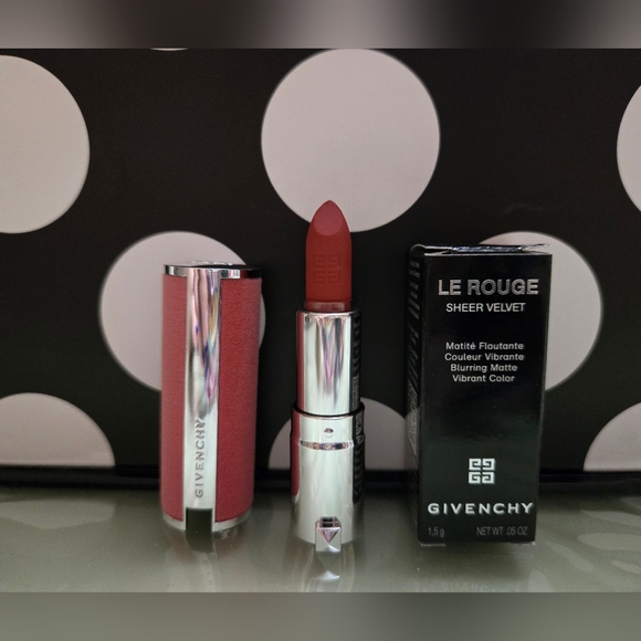 2/$40✨️Givenchy Le Rouge Lipstick✨️ - Picture 3 of 4